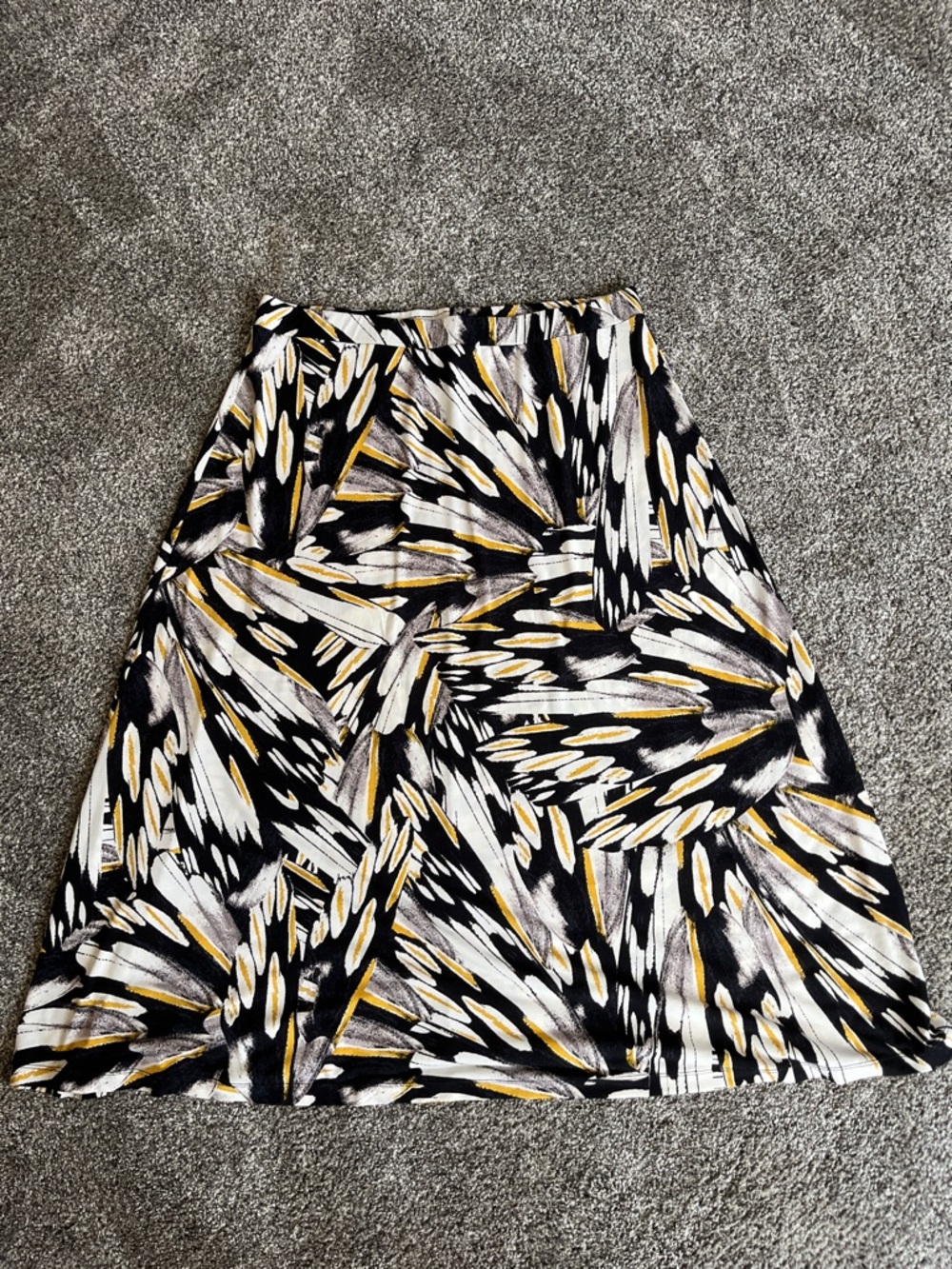 Kasper Black White and Gold Abstract Maxi Skirt